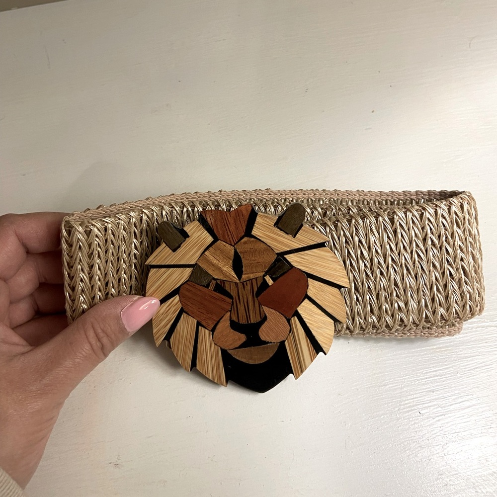 Lion wood raffia stretchy belt